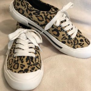 Rocket Dog leopard sneakers